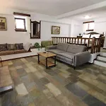Raise Traditional Getaway *