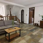 Apartamento Raise Traditional Getaway Polydrosos