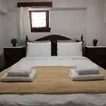 Raise Traditional Getaway *