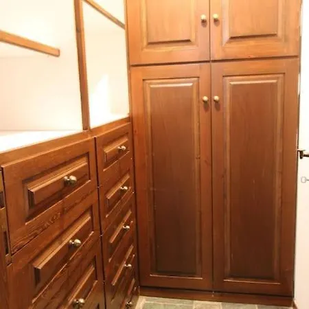 Raise Traditional Getaway Apartament
