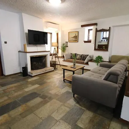 Raise Traditional Getaway Apartament *