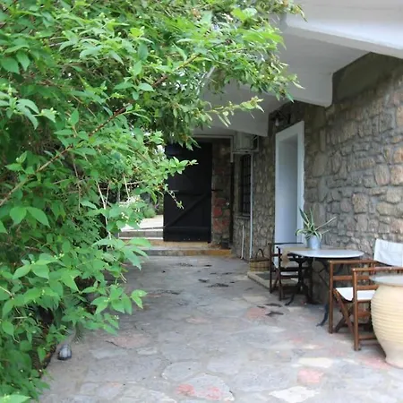 Raise Traditional Getaway *