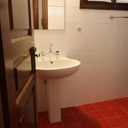 Raise Traditional Getaway Polydrossos