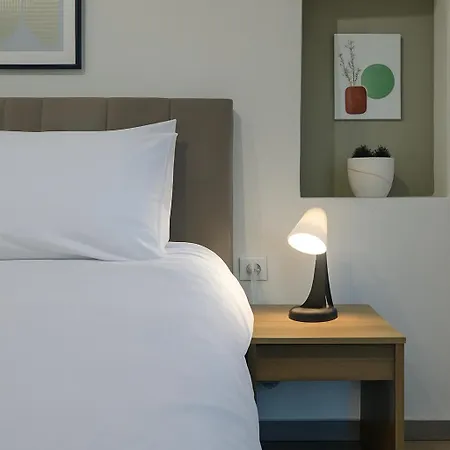Raise Traditional Getaway Polydrosos