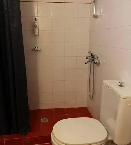 Raise Traditional Getaway