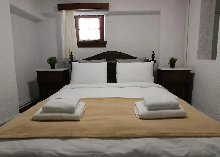 Raise Traditional Getaway *